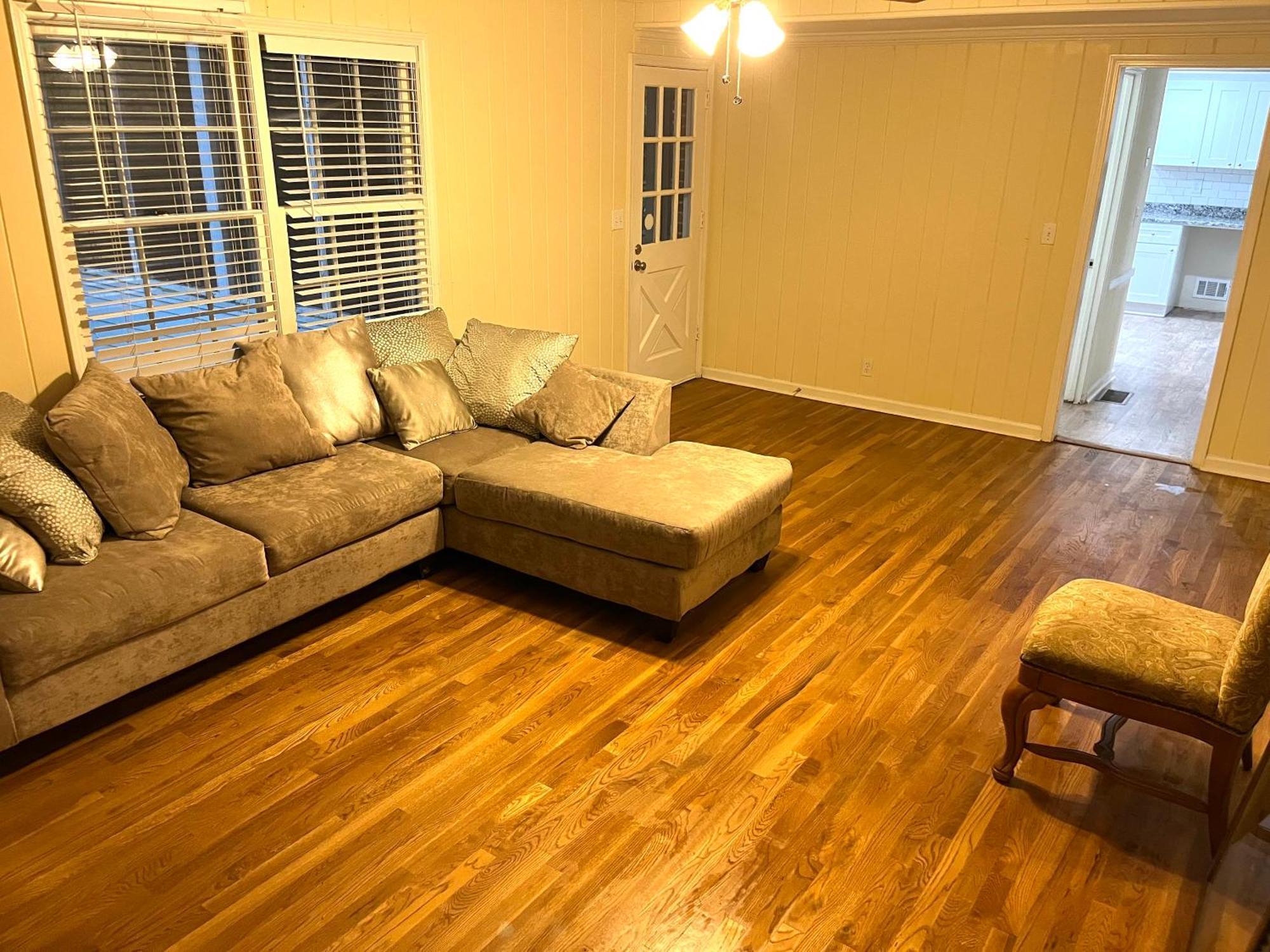 Cozy Sandy Springs In Apartment *